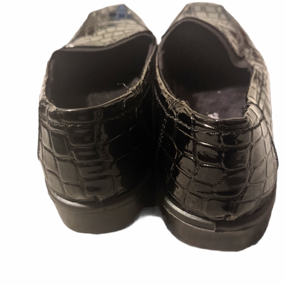 Crocodile textured flats 6.5 - Picture 2 of 7